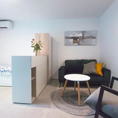 Apartment Studio Apartman Irma Cervar *